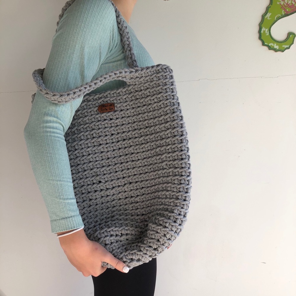 Crochet tote - Picture 3 of 4